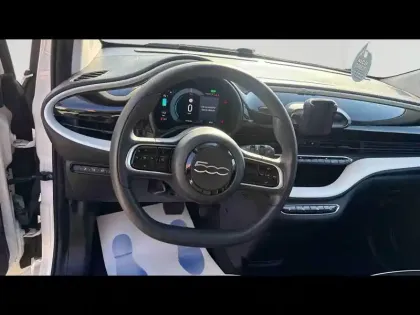 Photo 11 Fiat 500  e 95ch MY23