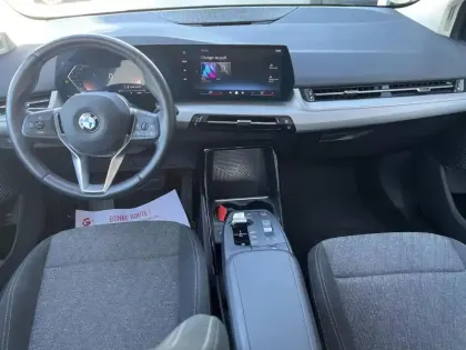 Photo 13 BMW Serie 2 Série 2 ActiveTourer 218d 150ch DKG7
