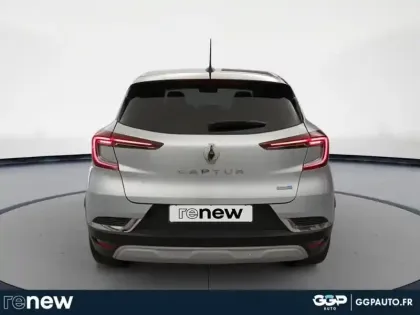 Photo 18 Renault Captur  1.6 E-Tech hybride 145ch Intens -21