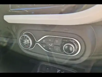 Photo 13 Renault Twingo  E-Tech Electric Zen R80 Achat Intégral - 21MY