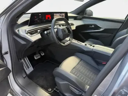 Photo 13 Peugeot 3008  1.2 Hybrid 136ch GT e-DCS6