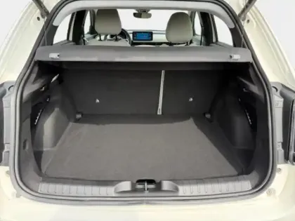 Photo 8 Fiat 600  1.2 Hybrid 100ch La Prima DCT6