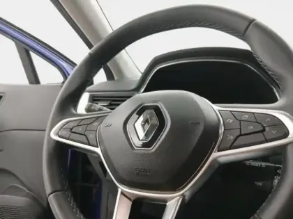 Photo 6 Renault Captur  1.6 E-Tech hybride 145ch Techno Fast Track