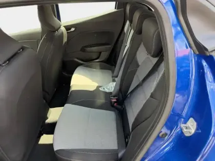 Photo 41 Renault Clio  1.6 E-Tech 145ch full hybrid Evolution