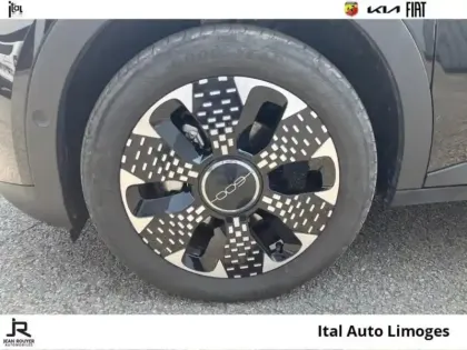 Photo 10 Fiat 600  1.2 Hybrid Turbo 110ch La Prima eDCT6
