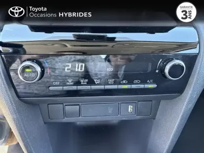Photo 12 Toyota Yaris  Cross 116h Dynamic MY22