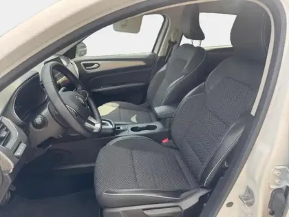 Photo 13 Renault Arkana  1.6 E-Tech hybride 145ch Techno -22