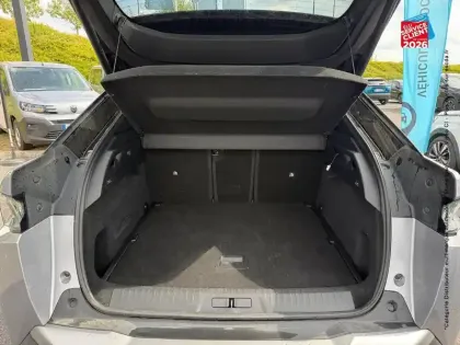 Photo 13 Peugeot 3008  1.2 Hybrid 145ch GT e-DCS6
