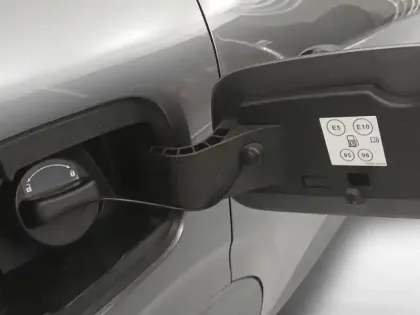 Photo 9 Renault Arkana  1.3 TCe mild hybrid 140ch Evolution EDC -22