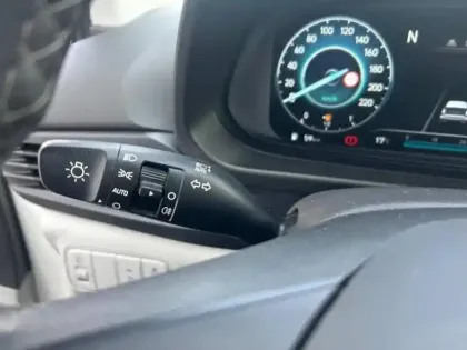 Photo 12 Hyundai Bayon  1.0 T-GDi 100ch Hybrid 48V Intuitive