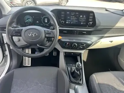 Photo 5 Hyundai Bayon  1.0 T-GDi 100ch Hybrid 48V Intuitive