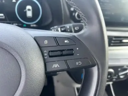 Photo 9 Hyundai Bayon  1.0 T-GDi 100ch Hybrid 48V Intuitive