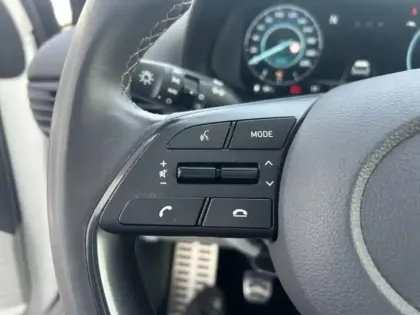 Photo 10 Hyundai Bayon  1.0 T-GDi 100ch Hybrid 48V Intuitive