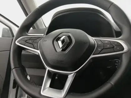 Photo 14 Renault Clio  1.6 E-Tech hybride 145ch Equilibre