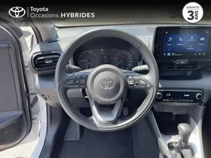 Photo 8 Toyota Yaris  116h Dynamic 5p MC24