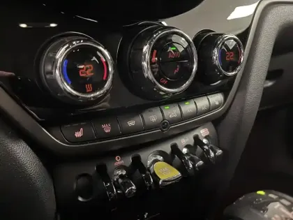 Photo 13 Mini Countryman  Cooper SE 125ch + 95ch Edition Premium ALL4 BVA6