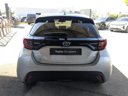 Photo 12 Toyota Yaris  116h Design 5p MY22