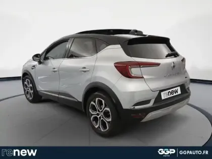 Photo 32 Renault Captur  1.6 E-Tech hybride 145ch Techno