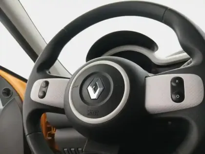 Photo 104 Renault Twingo  E-Tech Electric Authentic R80 Achat Intégral