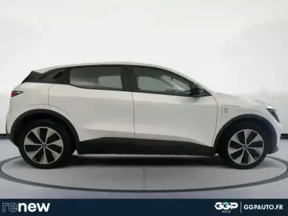 Photo 5 Renault Megane  E-Tech Electric EV60 130ch Evolution ER super charge -C