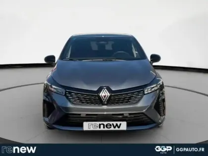 Photo 13 Renault Clio  1.6 E-Tech 145ch full hybrid Techno - 25
