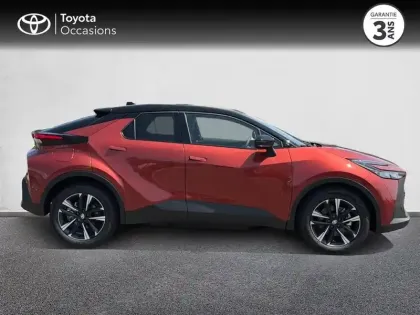 Photo 5 Toyota C-HR  2.0 Hybride Rechargeable 225ch Graphic MY26
