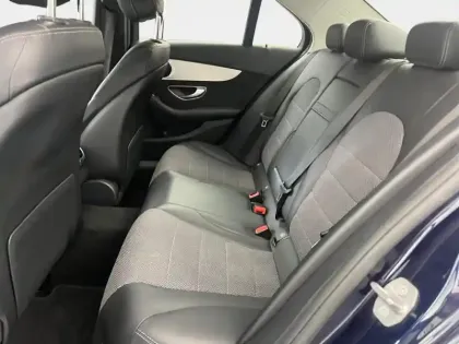 Photo 11 Mercedes Classe C  200 d 160ch Avantgarde Line 9G-Tronic