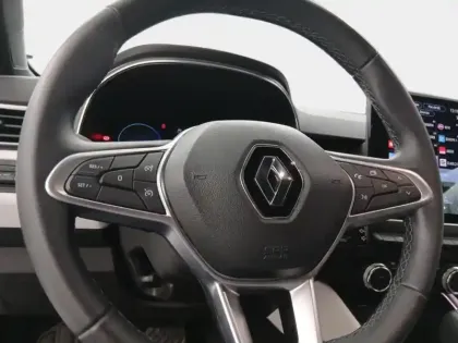 Photo 103 Renault Clio  1.6 E-Tech hybride 145ch Techno