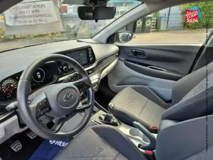 Photo 14 Hyundai Bayon  1.0 T-GDi 100ch Hybrid 48V Intuitive