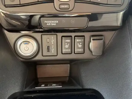 Photo 12 Nissan Leaf  150ch 40kWh N-Connecta 22
