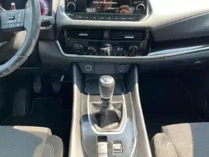 Photo 10 Nissan Qashqai  1.3 Mild Hybrid 140ch N-Connecta