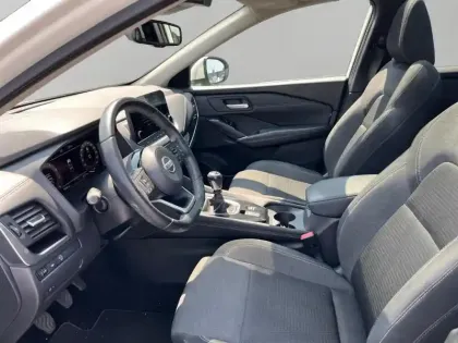 Photo 8 Nissan Qashqai  1.3 Mild Hybrid 140ch N-Connecta
