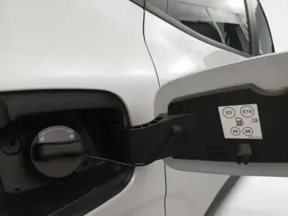 Photo 39 Renault Arkana  1.6 E-Tech hybride 145ch Evolution -22
