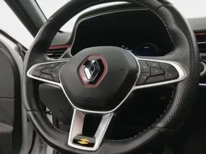 Photo 29 Renault Arkana  1.6 E-Tech hybride 145ch RS Line Fast Track