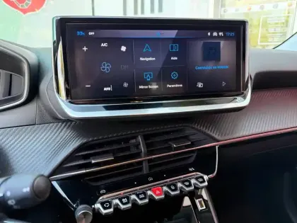 Photo 14 Peugeot 208  1.2 Hybrid 110ch Allure e-DCS6