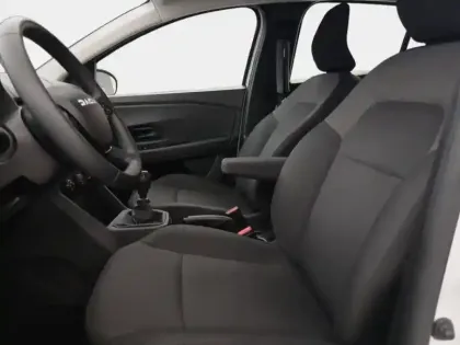 Photo 87 Dacia Sandero  1.0 SCe 65ch Essential