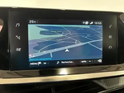 Photo 9 Peugeot 2008  1.2 130 Allure pack  GPS Camera Carplay