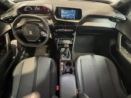 Photo 7 Peugeot 2008  1.2 130 Allure pack  GPS Camera Carplay