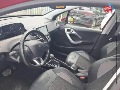 Photo 14 Peugeot 2008  1.2 PureTech 110ch E6.c Allure S&S EAT6