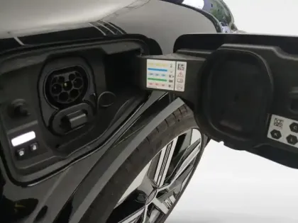 Photo 9 Renault Megane  E-Tech Electric EV60 220ch Iconic super charge