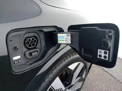 Photo 9 Renault Megane  E-Tech Electric EV60 220ch Techno super charge -C