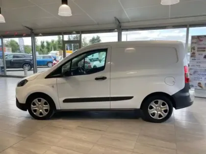 Photo 16 Ford Transit Courier Fourgonnette 1.5 TDCI 100ch Stop&Start Trend