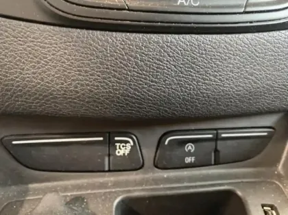 Photo 10 Ford Transit Courier Fourgonnette 1.5 TDCI 100ch Stop&Start Trend