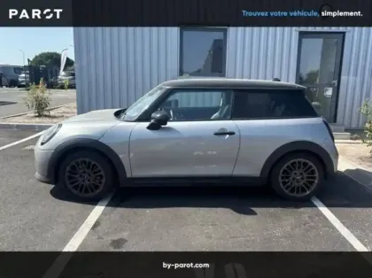 Photo 53 Mini Cooper F66 156 ch DKG7 C Classic