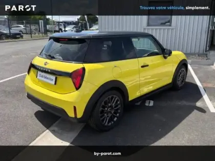 Photo 31 Mini Cooper F66 156 ch DKG7 C Classic