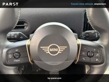 Photo 50 Mini Cooper F66 156 ch DKG7 C Classic
