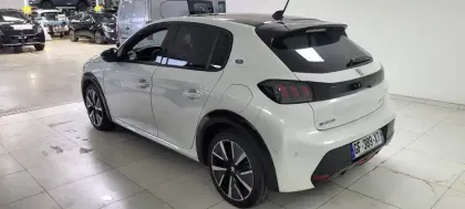 Photo 5 Peugeot 208  Electrique 50 kWh 136ch