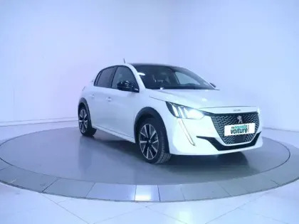 Photo 17 Peugeot 208  Electrique 50 kWh 136ch
