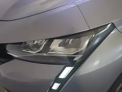 Photo 17 Peugeot 308  PHEV 180 e-EAT8