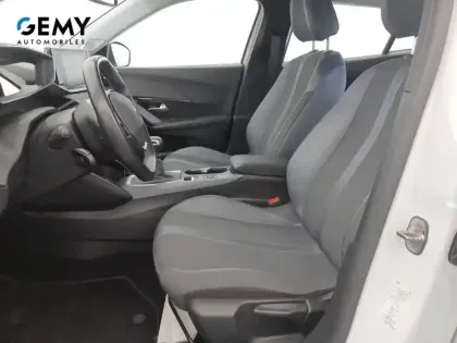 Photo 8 Peugeot 2008  PureTech 130 S&S BVM6